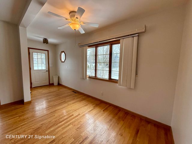 217 Schust Road, Saginaw, MI 48604