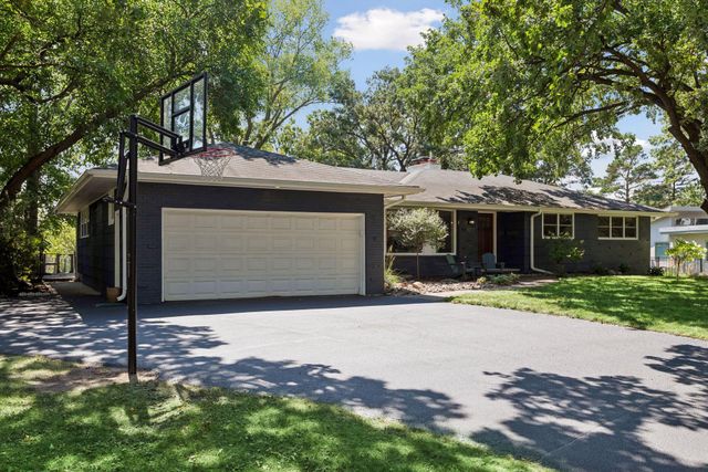 8201 Westwood Hills Curve, Saint Louis Park, MN 55426