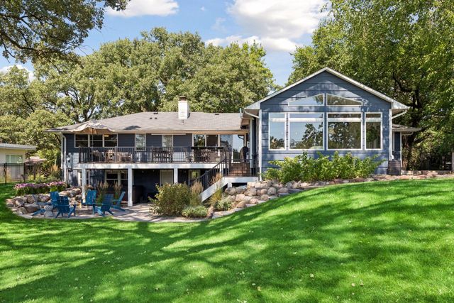 8201 Westwood Hills Curve, Saint Louis Park, MN 55426