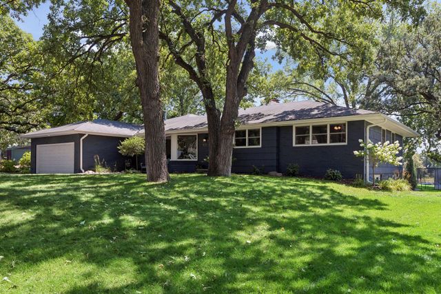 8201 Westwood Hills Curve, Saint Louis Park, MN 55426