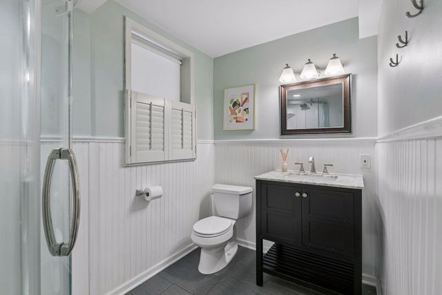 8201 Westwood Hills Curve, Saint Louis Park, MN 55426