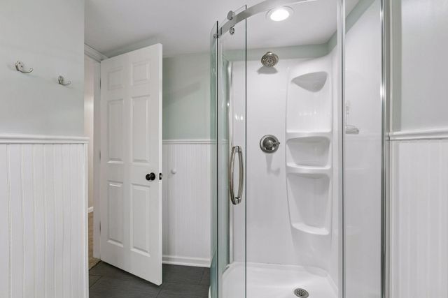 8201 Westwood Hills Curve, Saint Louis Park, MN 55426