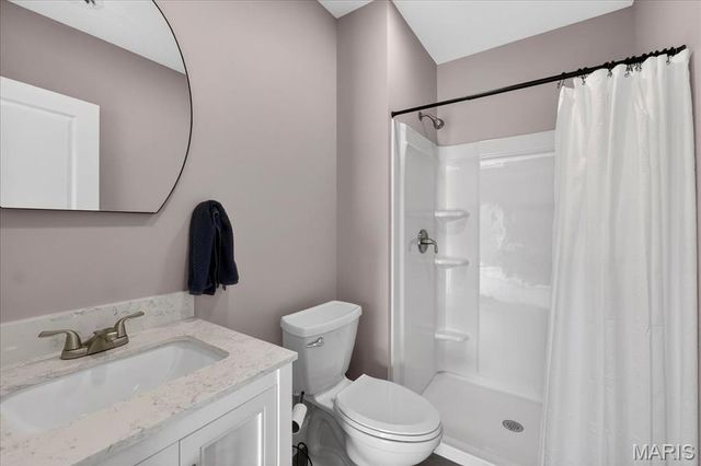 2002 Wyndgate Meadows Drive, Lake St Louis, MO 63367