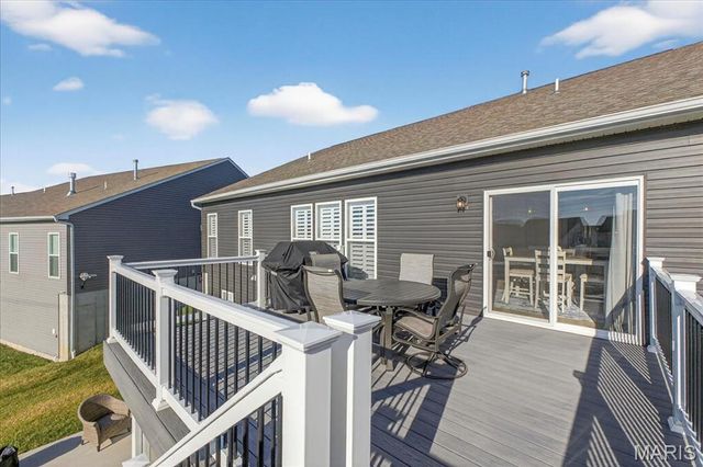 2002 Wyndgate Meadows Drive, Lake St Louis, MO 63367