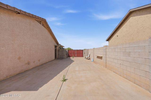 12383 W Jenero Drive, Arizona City, AZ 85123