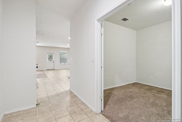 15918 Silver Rose, Selma, TX 78154