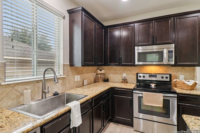 15918 Silver Rose, Selma, TX 78154