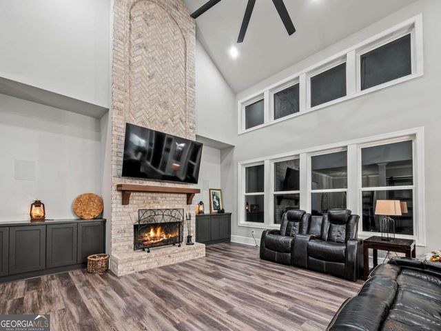 4070 Silverstone Drive, Braselton, GA 30517