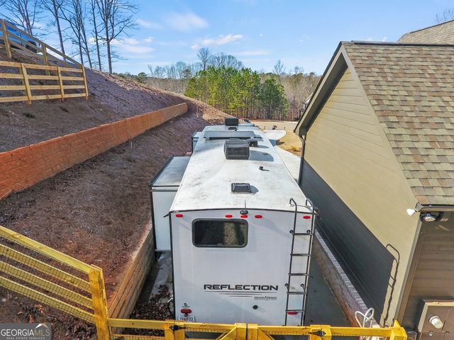 4070 Silverstone Drive, Braselton, GA 30517