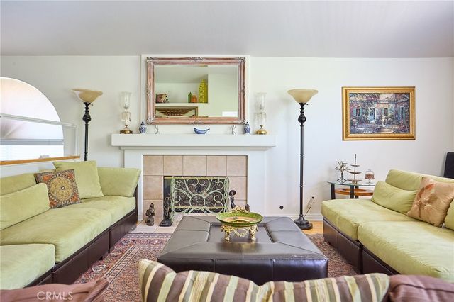 11244 Sierra Pass Place, Chatsworth, CA 91311