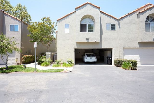 11244 Sierra Pass Place, Chatsworth, CA 91311