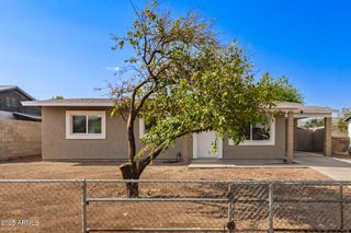 1747 W MALDONADO Road, Phoenix, AZ 85041