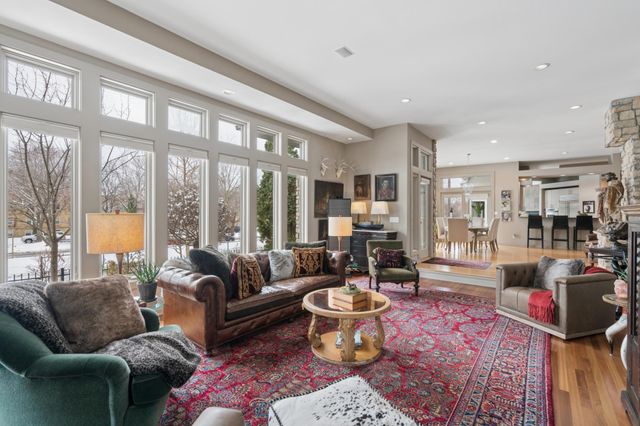 2864 Irving Avenue S, Minneapolis, MN 55408