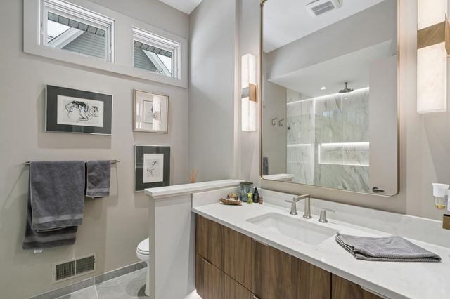 2864 Irving Avenue S, Minneapolis, MN 55408