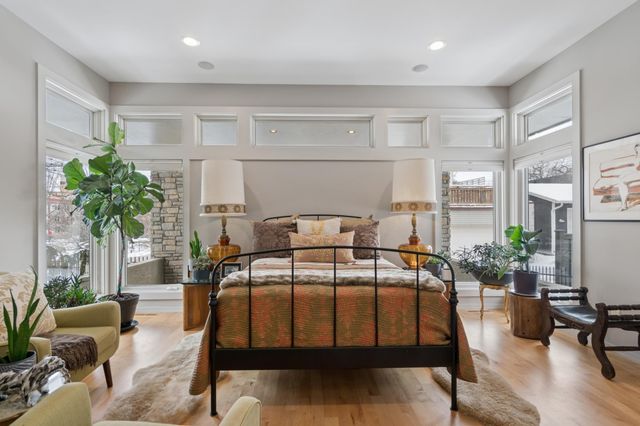 2864 Irving Avenue S, Minneapolis, MN 55408