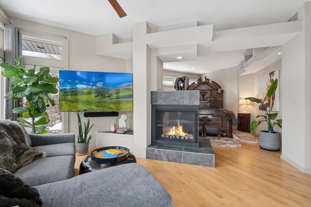 2864 Irving Avenue S, Minneapolis, MN 55408