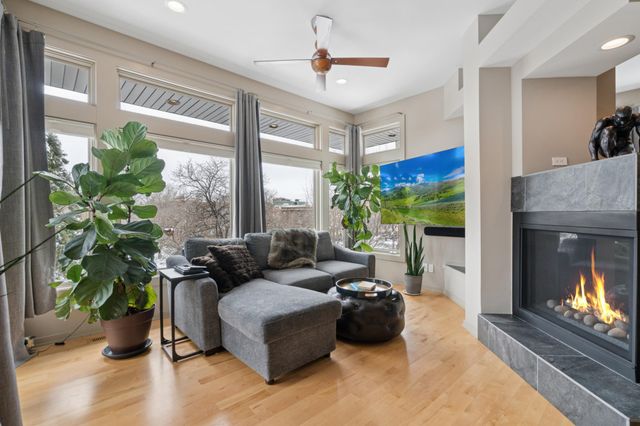 2864 Irving Avenue S, Minneapolis, MN 55408