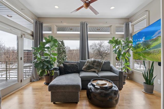 2864 Irving Avenue S, Minneapolis, MN 55408