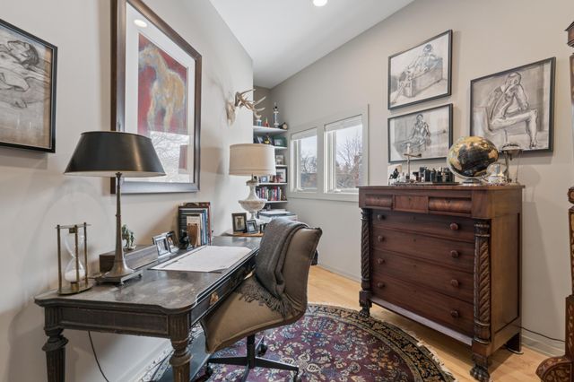 2864 Irving Avenue S, Minneapolis, MN 55408