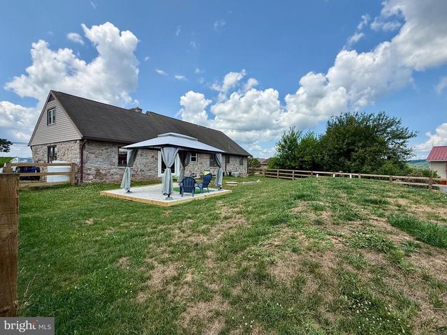 2245 MOSELEM SPRINGS ROAD, Fleetwood, PA 19522