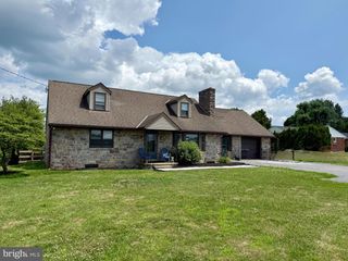 2245 MOSELEM SPRINGS ROAD, Fleetwood, PA 19522