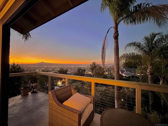 5346 Grandridge Rd, El Cajon, CA 92020