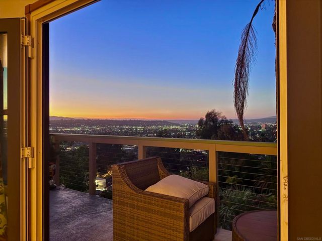 5346 Grandridge Rd, El Cajon, CA 92020
