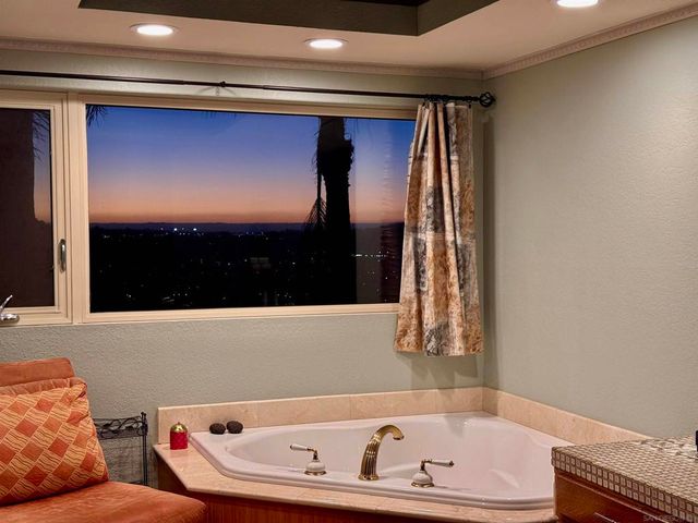 5346 Grandridge Rd, El Cajon, CA 92020