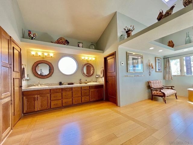 5346 Grandridge Rd, El Cajon, CA 92020