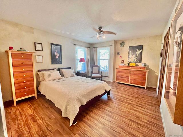 5346 Grandridge Rd, El Cajon, CA 92020