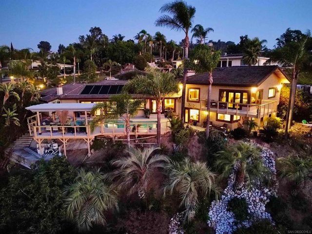 5346 Grandridge Rd, El Cajon, CA 92020
