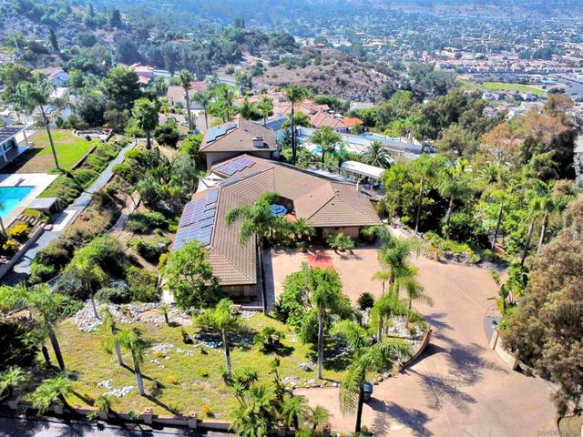 5346 Grandridge Rd, El Cajon, CA 92020