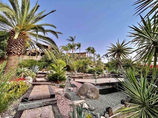 5346 Grandridge Rd, El Cajon, CA 92020