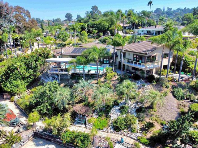 5346 Grandridge Rd, El Cajon, CA 92020