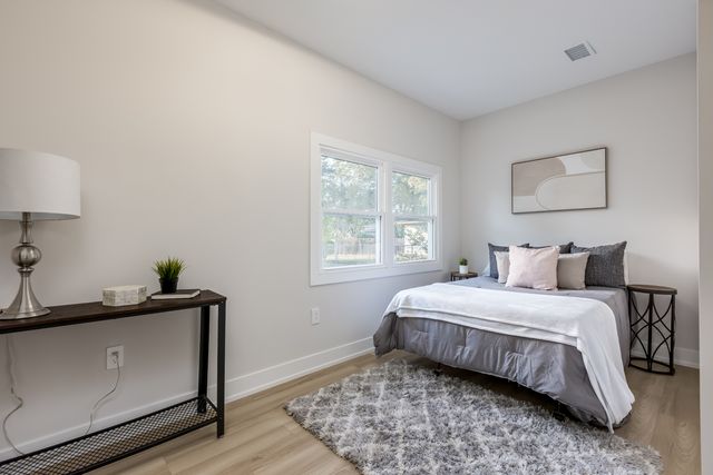 2421 Lockner Boulevard, Joliet, IL 60431