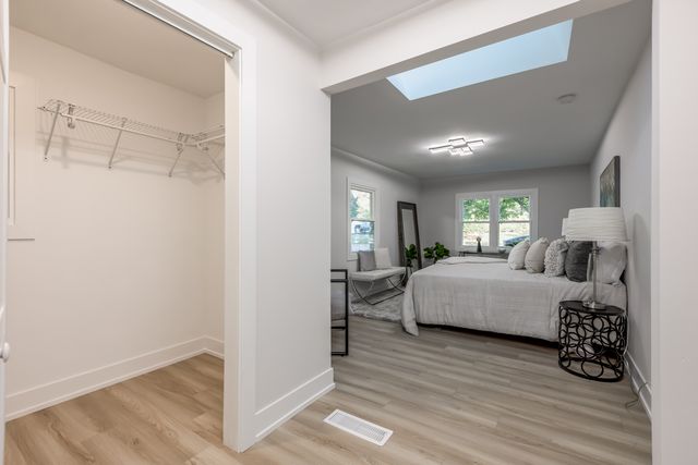 2421 Lockner Boulevard, Joliet, IL 60431