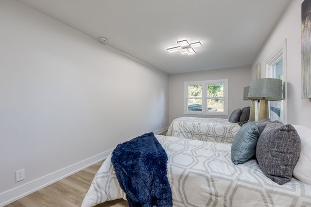 2421 Lockner Boulevard, Joliet, IL 60431