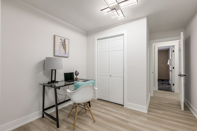 2421 Lockner Boulevard, Joliet, IL 60431