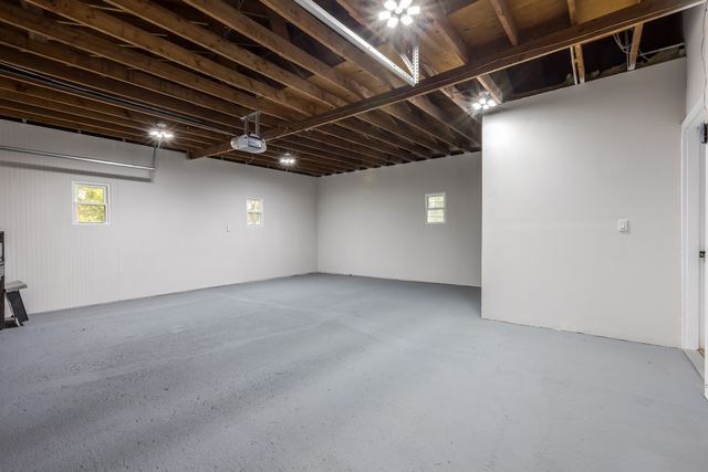 2421 Lockner Boulevard, Joliet, IL 60431