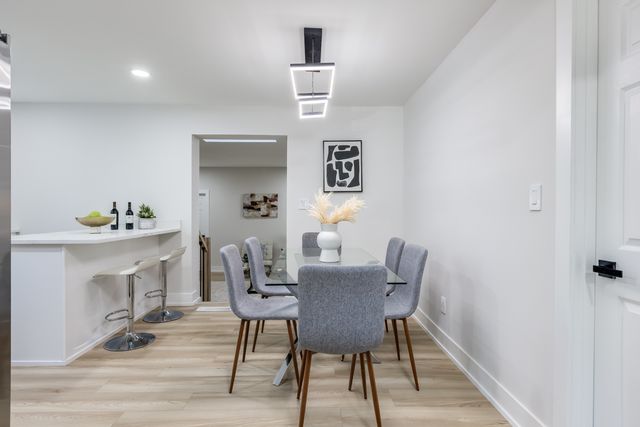 2421 Lockner Boulevard, Joliet, IL 60431