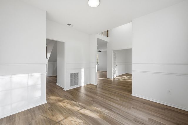 7609 Crescent Lake Court, Fort Worth, TX 76137