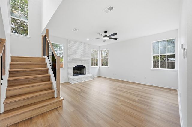 7609 Crescent Lake Court, Fort Worth, TX 76137