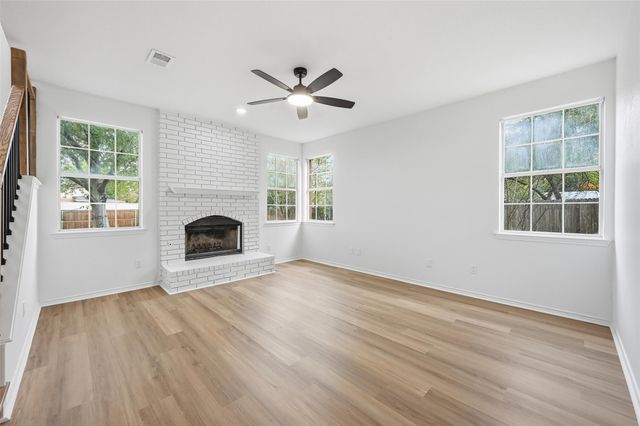 7609 Crescent Lake Court, Fort Worth, TX 76137