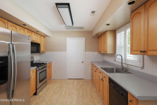 112 Minturn Road, Toms River, NJ 08753