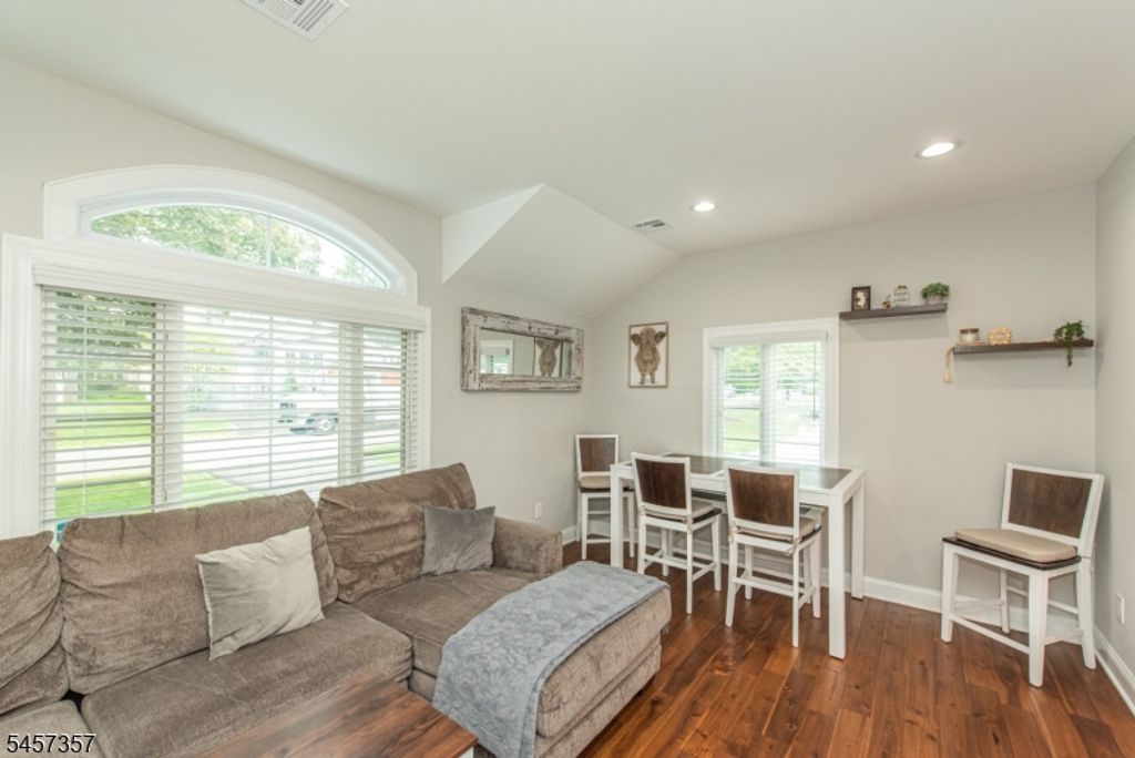 18 Clover Place, Mine Hill Twp., NJ 07803 — photo 4