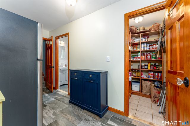 16 Benham Hill Place, Hamden, CT 06514