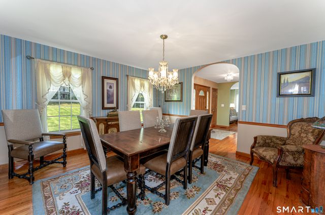 16 Benham Hill Place, Hamden, CT 06514