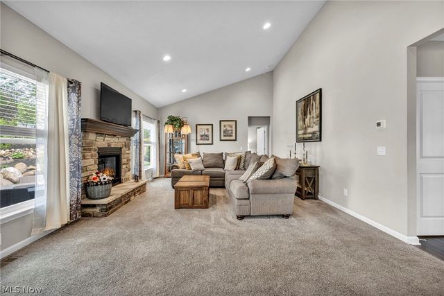 2488 Carlene Avenue SW, Massillon, OH 44647