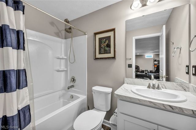 2488 Carlene Avenue SW, Massillon, OH 44647