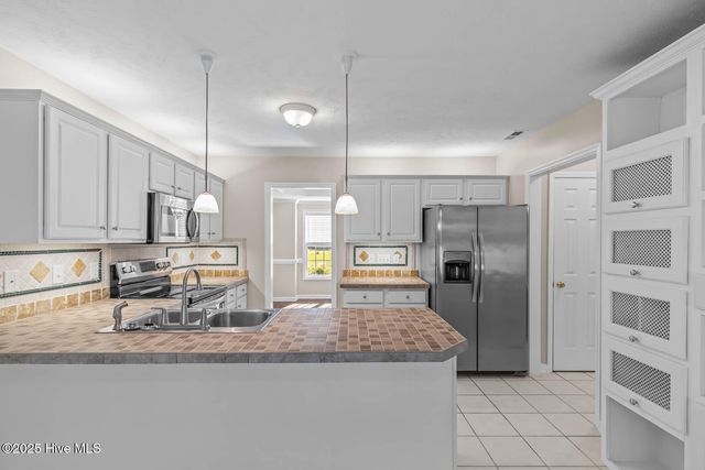 105 Altavista Loop, Jacksonville, NC 28546